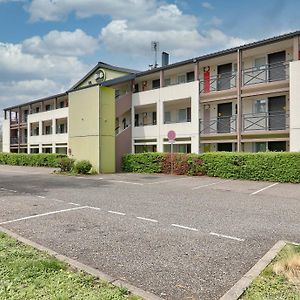 B&B HOTEL Clermont-Ferrand Le Brézet Aéroport